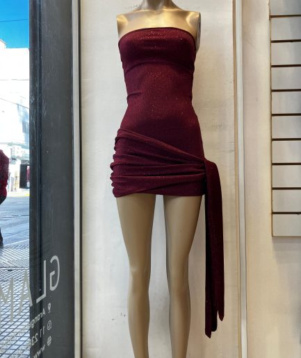 Vestido crepe glitter strapless para atar