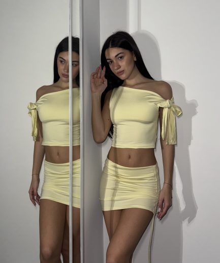 Top micro asim nudo hombro