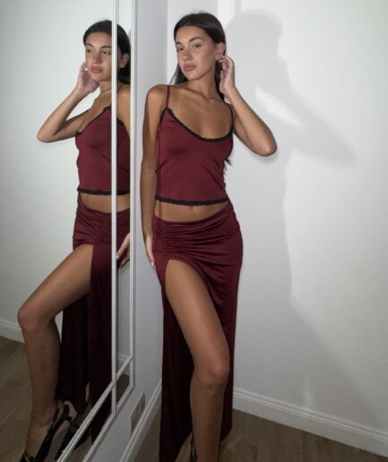 Pollera micro largo con tajo frunce