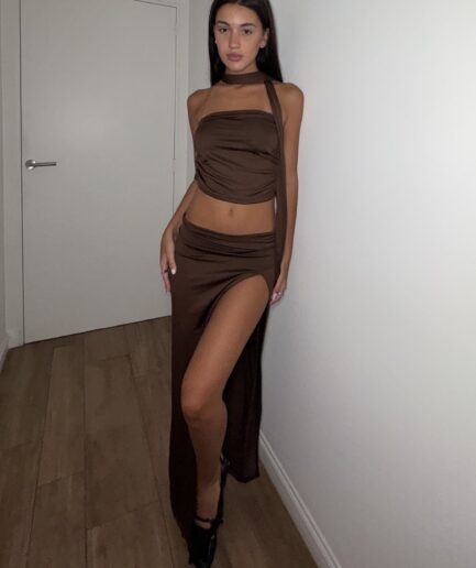 Pollera micro largo con tajo